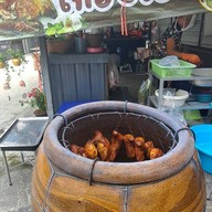 ส้มตำไก่อบโอ่ง เลียบคลองลำกอไผ่ ถ.เลียบคลองลำกอไผ่เขต ลาดกระบัง