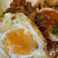 สปัญ คาเฟ่ ตลาดไท