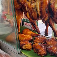 ส้มตำไก่อบโอ่ง เลียบคลองลำกอไผ่ ถ.เลียบคลองลำกอไผ่เขต ลาดกระบัง