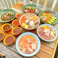 ริมคลองหมูกระทะ กังสดาล ในเมืองขอนแก่น