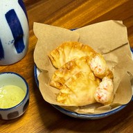 Sarangbang Korean Home Cafe 사랑방- ซารางบัง อาหารเกาหลี Sarangbang - ซารังบัง