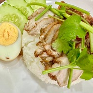 ร้านขาหมูแม่ศรีเจ้าเก่า