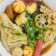 ริณฎาชาบู ชาบูหม่าล่าbyนายโจ้