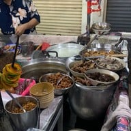 ข้าวต้มรถแดง (ข้าวต้มทรงเครื่อง)