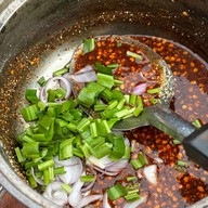 คอหมูย่าง