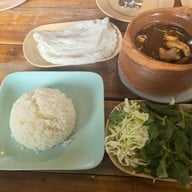 เมนูของร้าน บ้านฮอซอน ขนมจีนต้ม หม้อปลาร้า