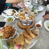 บ้านเอญ่า
