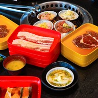 เมนูของร้าน AKA เมกาบางนา