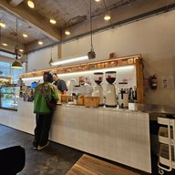 บรรยากาศ From Scratch The wall