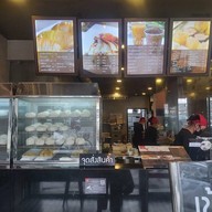 บรรยากาศ Waraporn Salapao สะพานกรุงธน