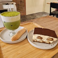 เมนูของร้าน From Scratch The wall