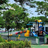 สวนสาธารณะหนองหม้อแกว