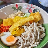 ก๋วยเตี๋ยวลับในสวน x ซัมแวร์ โฮมคาเฟ่ บางคูเวียง,บางกรวย,นนทบุรี