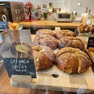 บรรยากาศ From Scratch The wall