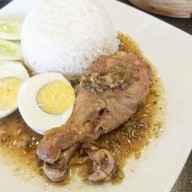 Waraporn Salapao สะพานกรุงธน