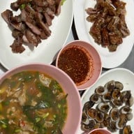 จุ่มลาดหญ้าหน้าสหกรณ์