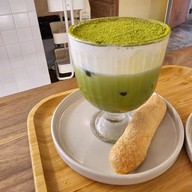 เมนูของร้าน From Scratch The wall