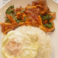 แซม ข้าวต้มชิว โต้รุ่ง นครทอง