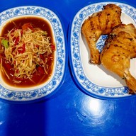 เจ๊จอยข้าวมันไก่ ก๊วยเตี๋ยวไก่ เจ๊จอย1