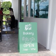 หน้าร้าน มีสุข คาเฟ่ แอนด์ บิสโทร  Meesuk Cafe and Bistro -