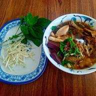 เจ๊จอยข้าวมันไก่ ก๊วยเตี๋ยวไก่ เจ๊จอย1