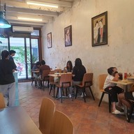 เฮือนสุรางค์ เฮือนสุรางค์