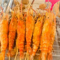 ร้านแกะให้นะ กุ้งย่าง ข้าวหน้ากุ้ง  ตลาดนัดวันศุกร์ มหิดลศาลายา
