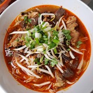 ร้านธิดา&ท๊อปก๋วยเตี๋ยวต้มยำ&ข้าวแกง บางปลา
