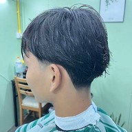 ร้านตัดผมชาย D.E.A BARBER SHOP   ตลาดสุวรรณเกลียวทอง เจริญนคร