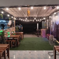 หน้าร้าน ร้านอาหาร กะพง หนามแดง (อาหารตามสั่ง เมนูเด็ด ผัดไทยกะพง หมี่กระเฉด กะพงคั่วพริกเกลือ กะพงลาบอิสาน แกงเหลืองกะพง ยอดมะพร้าว) Namdeang