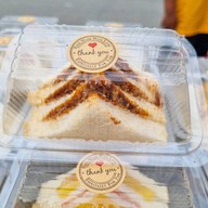 กาแฟ ลองเบิ่ง - บ้านฟ้า  คลอง6