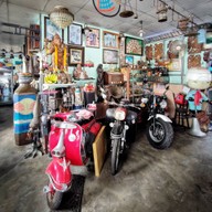 บรรยากาศ ขาหมูกะเตี๋ยว