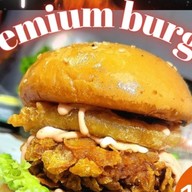 อาหารคลีน by MADAME O'REO คลองสาม