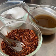 ก๋วยเตี๋ยวเนื้อตุ๋น-หมูตุ๋นบางกรวย