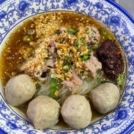 ข้าวกะเพรามั้ย ข้าวกะเตี๊ยว สาขา4