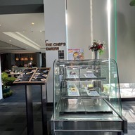 โรงแรม หลุยส์ แทเวิร์น