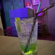 A Pink Rabbit + Bob ทรงวาด (อีกา)