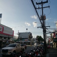 บรรยากาศ โรตี หน้าโวค สี่แยกมนุษย์โบราณ