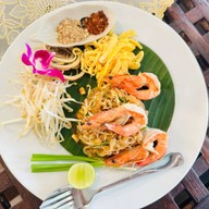 บ้านฐนันดร์กาญจน์คาเฟ่