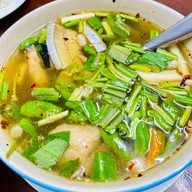 เล็กอาหารป่า สาขา1 สุขุมวิทพัทยา9            (โชว์รูมมาสด้า)