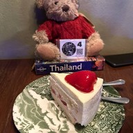 A Pink Rabbit + Bob ทรงวาด (อีกา)