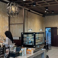 ONYX Café & Hostel -