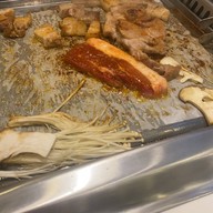 Kantar BBQ - กันธาบาร์บีคิว ปิ้งย่างเกาหลี สาธุประดิษฐ์