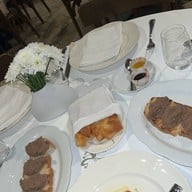 Giglio Trattoria Fiorentina (Italian Steak Pasta Tiramisu) สีลม