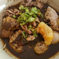 เมนูของร้าน อร่อยตะโกน By แม่บอย สามวันสองคืน  วังหิน71