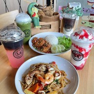 Lucky Coffee นวลแก้ว