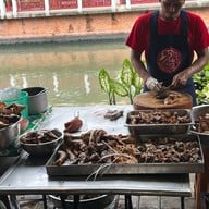 เจ๊เอ็งเป็ดพะโล้ สาขา 2 (ริมน้ำ)