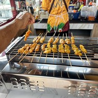 ร้านขาหมูแม่ศรีเจ้าเก่า