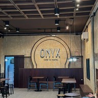 ONYX Café & Hostel -