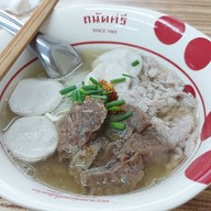 เมนูของร้าน ถนัดศรี หาดใหญ่ (Since 1969) ก๋วยเตี๋ยว ถนัดศรี หาดใหญ่ (เจ้าเก่า) Since1969